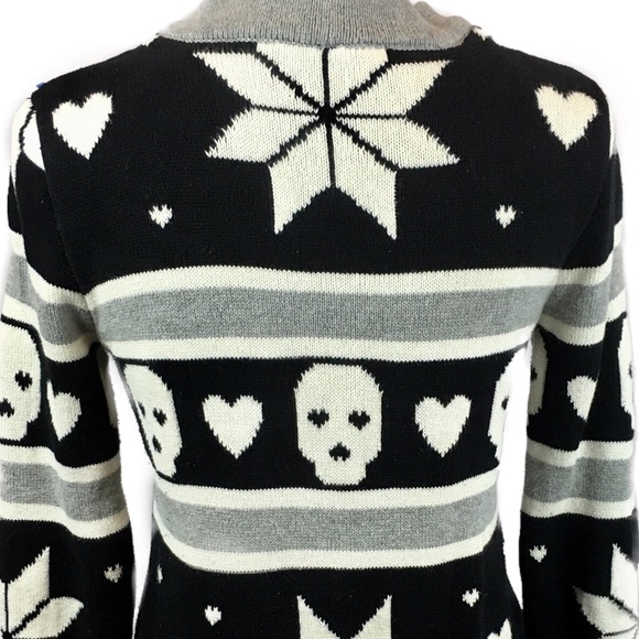 Victoria’s Secret PINK Skull Cardigan Size S - Picture 6 of 6